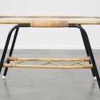 Leuke Vintage Jaren ’60 Rotan Salontafel Met Glazen Tafelblad Met Een Mooi Zwart Metalen Frame thumbnail 5