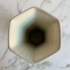 Vaas, Polychroom Met Bloem-Decoratie Van Delft. thumbnail 11