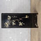 Vintage Chinese Lakkast Vogels Bloemen (speksteen) Bohemian Kast / Oosterse Kast / Aziatische Kast thumbnail 5