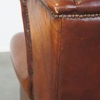Comfortabele Vintage Engelse Stijl Schapenleren Oorfauteuil Met Een Prachtige Warme Kleurstelling thumbnail 14
