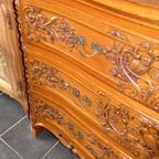 Louis Xv Franse Gebeeldhouwde Eiken Commode. thumbnail 8