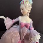 Puntgaaf Porselein Beeld, Marianne, The Minuet 22 Cm Hoog thumbnail 2