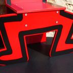 Keith Haring Kinderstoel / Decoratief Object Rood (nieuw!) thumbnail 10
