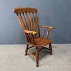 Antieke Bruine Windsor Armstoel Met Hoge Rug thumbnail 7
