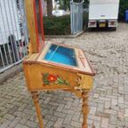 Unieke Display / Vitrinekast Vanuit Fabriek Sterk Afgeprijsd thumbnail 4