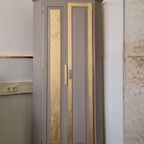 Modern Stijl Hoekkast In Taupe Met Goud thumbnail 2