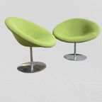 2 Globe Draaistoelen Pierre Paulin Voor Artifort thumbnail 6