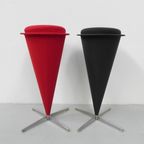 Set Van 2 Krukken Verner Panton, Cone Stools thumbnail 2