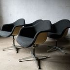 P.A.C. Fauteuil Van Herman Miller thumbnail 2