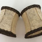 Twee Vintage Papyrus Lampenkappen In Beige En Goud thumbnail 3