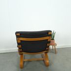 Zwart Leren Fauteuil Met Armleuningen En Houten Onderstel thumbnail 8