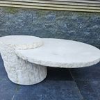 Maitland Smith Designer Salontafel Van Mactan Stone En Travertin thumbnail 5