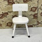 Wit Vintage Schoolstoeltje Retro Schuine Pootjes thumbnail 3