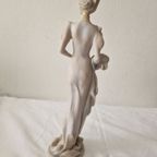 Vintage M.p Capodimonte Sculpture Woman Figure With Umbrella thumbnail 11
