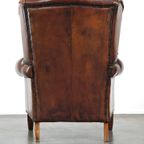 Luxe Schapenleren Oorfauteuil Met Een Vast Zitkussen En Hoog Zitcomfort thumbnail 5