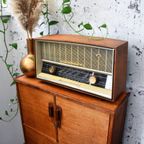 Oude Vintage Radio Omgebouwd Tot Bluetooth Speaker thumbnail 2