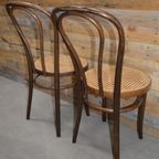 2 Oude Stoeltjes Hout Met Webbing thumbnail 5