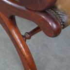 Sierlijke En Karaktervolle Groene Vintage Rundleren Engelse Chesterfield Fauteuil thumbnail 10