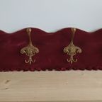 Vintage Victoriaanse Stijl Wandkapstok (Rood Fluweel). thumbnail 3