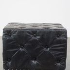 Grote, Luxe, Zwarte Vierkante Chesterfield Hocker/salontafel Gemaakt Van Rundleer thumbnail 5