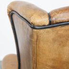 Stoere En Comfortabele Schapenleren Oorfauteuil Met Leuke Details En Een Strakke Afwerking thumbnail 14