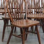 Set Van 10 Houten Vintage Windsor Spijlen Stoelen Uit De Jaren ’70 In Engelse Stijl thumbnail 11