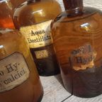 Verzameling Van 8 Oude Apothekersflessen. thumbnail 3