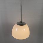 Oude Schoollamp Met Grote Glazen Bol In Opaalglas, Jaren 30 thumbnail 5