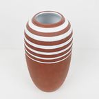 Terracotta Vintage Vaasje Met Witte Strepen thumbnail 3