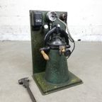 Antieke Vulkanisator Uit De Tandheelkunde thumbnail 4