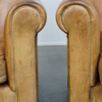 Set Van 2 Grote, Comfortabele En Stijlvolle Vintage Schapenleren Fauteuils Met Mooie Vormen thumbnail 12