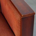 Luxe Art Deco Design Fauteuil Met Rode Stoffen Bekleding En Houten Details thumbnail 12