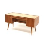 Groot Vintage Bureau Met Schuine Poten Gemaakt In De Jaren ’70 thumbnail 15