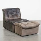 Grijze Vintage Lederen Design Element/ Fauteuil Uit De Jaren ’70 + Hocker thumbnail 2