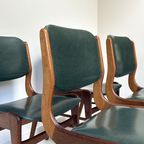 Vier Vintage Houten Eetkamerstoelen Met Groen Skai Leren Rug En Zitting thumbnail 6