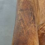 Goed Doorleefde Vintage Schapenleren Clubfauteuil Met Een Stoere Look Van Nico Van Oorschot thumbnail 7