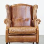 Sierlijke, Stijlvolle, Tijdloze En Comfortabele Oorfauteuil Gemaakt Van Rundleer In Engelse Stijl thumbnail 3