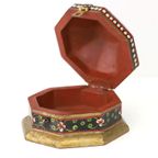 Antieke Indiase Mughal Achthoekige Houten Kistje thumbnail 4