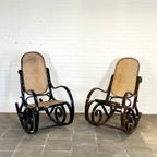 Vintage Thonet-Stijl Schommelstoel Bruin thumbnail 10