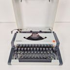 Vintage Olympia Traveller De Luxe Typemachine Met Koffer ‘70 thumbnail 4
