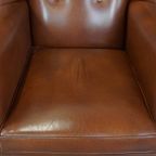 In Goede Staat Verkerende, Grote Cognac-kleurige Rundleren Oorfauteuil In Engelse Stijl thumbnail 7