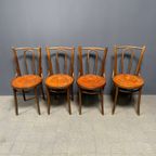 Set Van 4 Franse Cafe Stoelen Met Sierlijke Zittingen thumbnail 4