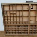 Brocante, Bruine Antieke Houten Letterbak, Wanddecoratie J thumbnail 8