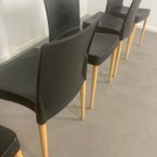 24 X Sintesi Stapelbare Kunstof Met Houten Poten Stoelen Italiaans Design thumbnail 12