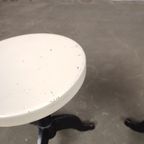 2 Oude Metalen Labo Krukken thumbnail 8