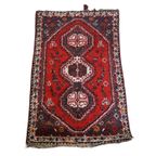 Gaaf Vintage Oosters Vloerkleed Met Onder Andere Een Mooie Fel Rode Kleur 114x69cm thumbnail 2