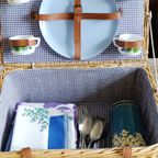 Vintage Unieke Picknickmand, Met Liefde Gerestyled thumbnail 2