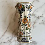 Vaas, Polychroom Met Bloem-Decoratie Van Delft. thumbnail 10