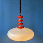 Rode Space Age Hanglamp - Witte Acryl Glazen Kap - Hanglamp Uit Het Midden Van De Eeuw thumbnail 2