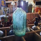 Krat Met 10 Antiek Spuitflessen Van Glas thumbnail 4